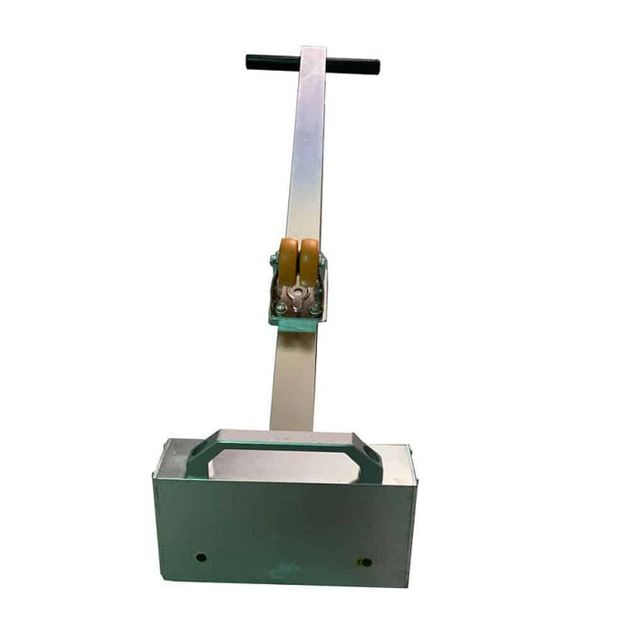 Manhole cover opener with magnet and breaking function