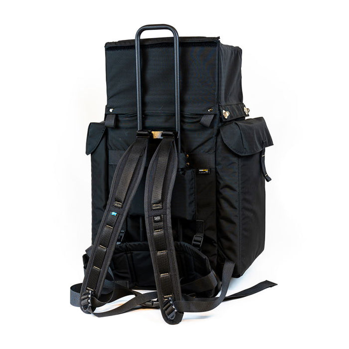 Top-loading SACCI backpack for total stations