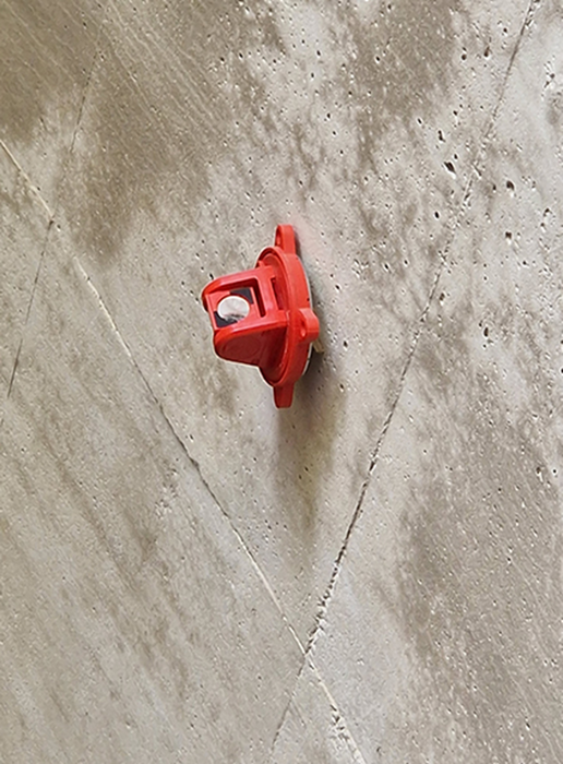 Fastpunkt til vanskelige overflater