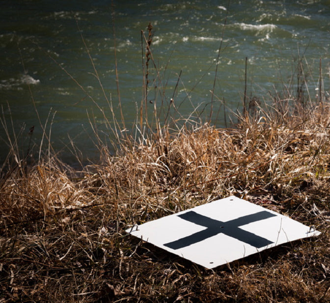 Flygsignal 35x35cm Kors med två sidor