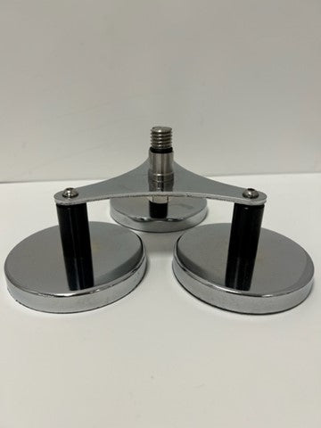 Magnetic base for GPS and Prism